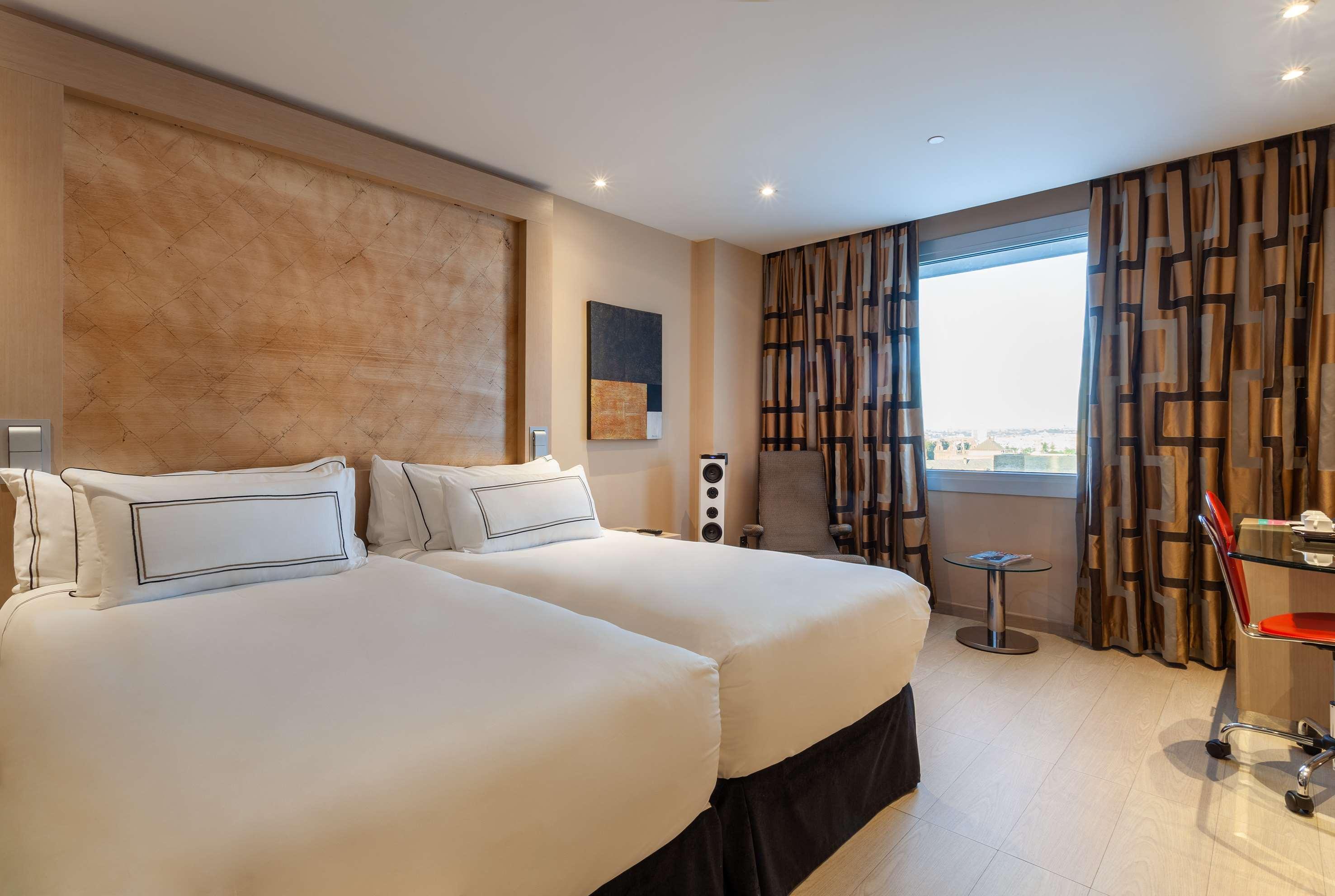 The Level At Melia Sevilla Екстер'єр фото