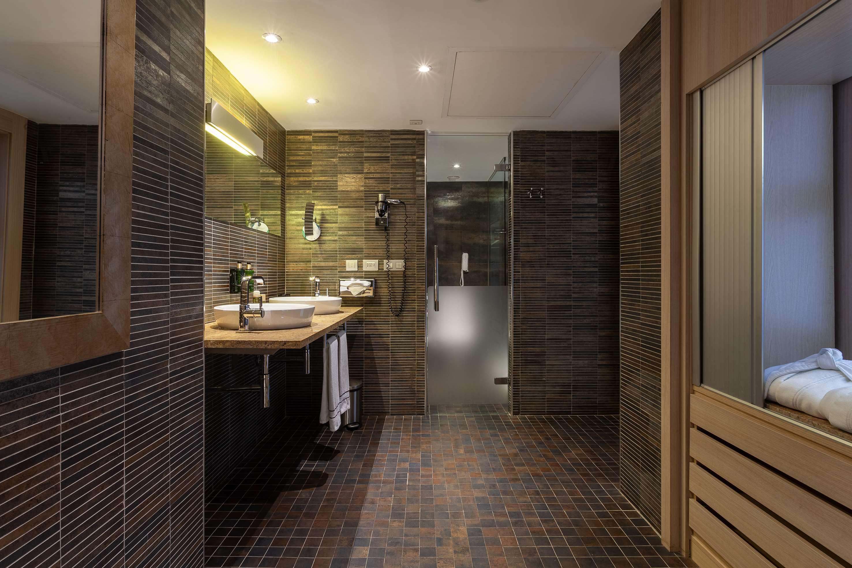 The Level At Melia Sevilla Екстер'єр фото