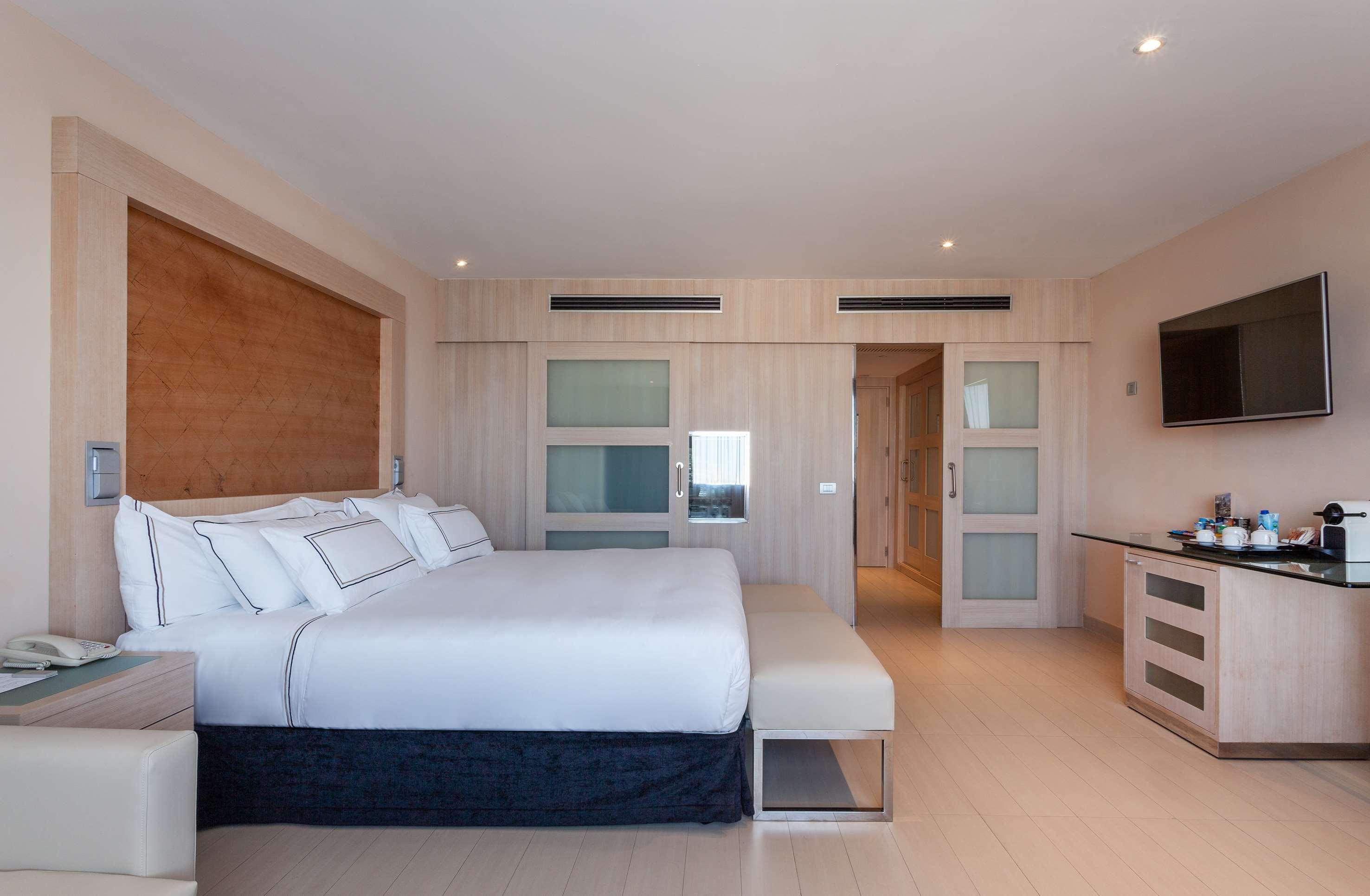 The Level At Melia Sevilla Екстер'єр фото