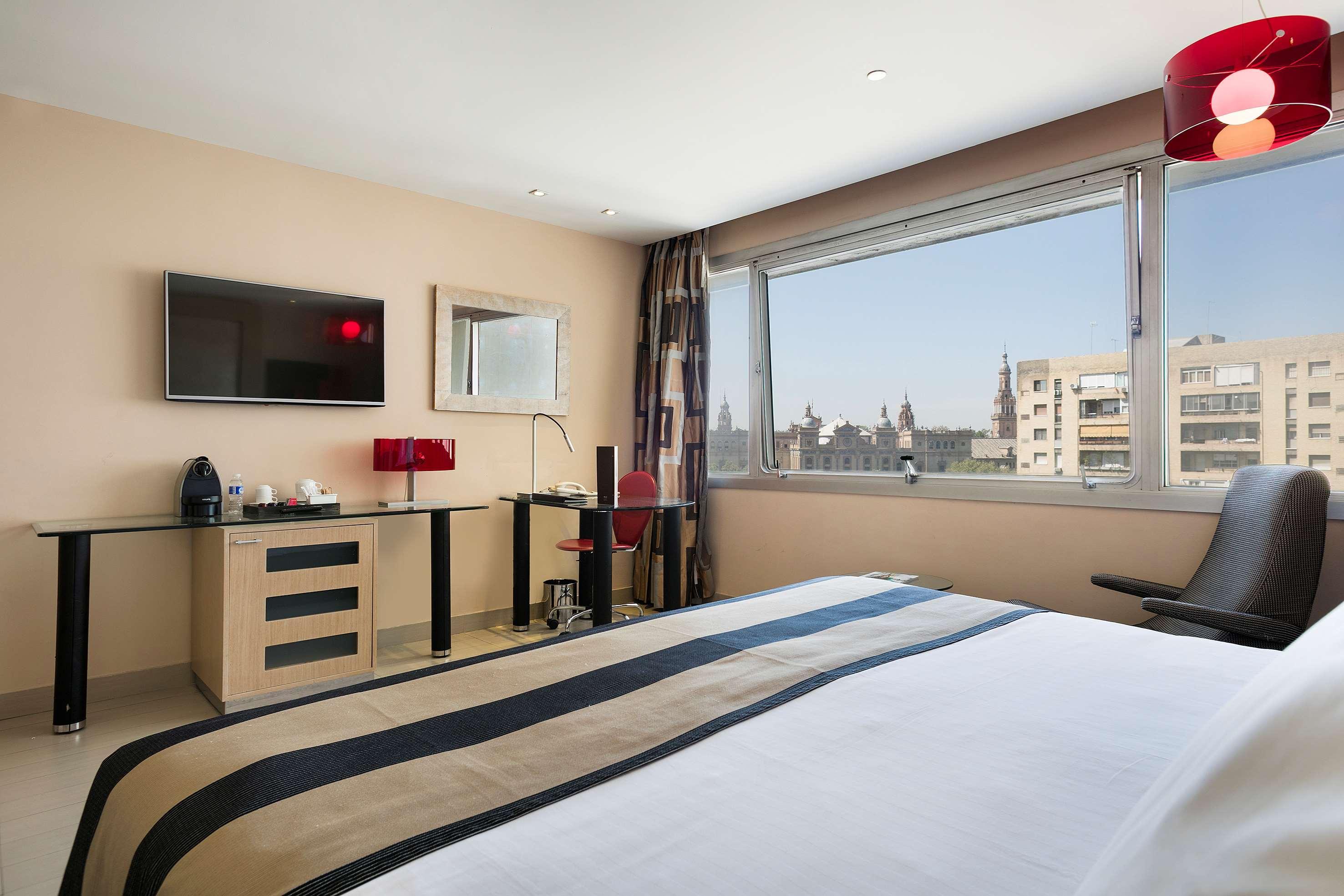 The Level At Melia Sevilla Екстер'єр фото